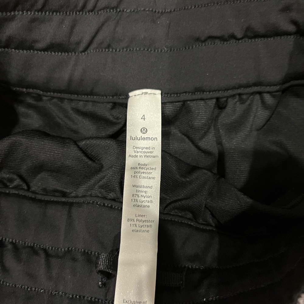 Lululemon Track That High-Rise Lined Short 3” inseam size 4 - Picture 3 of 10